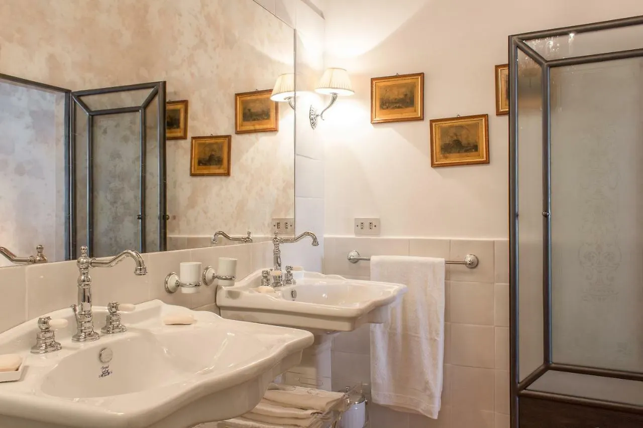 Hotel La Posta Regia Pitigliano Gasthof